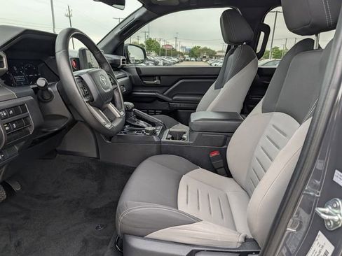 Used 2024 Toyota Tacoma TRD Off-Road image 27