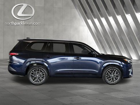 Used 2025 Lexus TX 350 AWD w/ Technology Package image 4