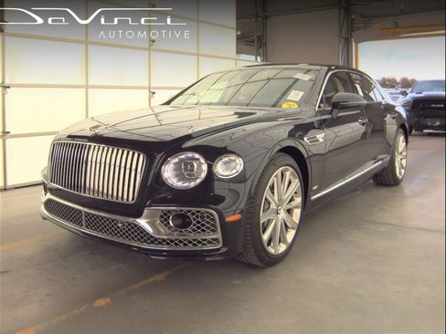 Used 2020 Bentley Flying Spur W12 image 1