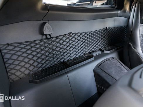 Used 2018 Lamborghini Aventador S image 41