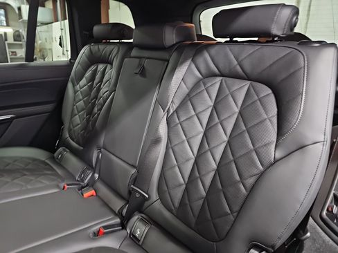 New 2026 BMW X7 xDrive40i w/ M Sport Package image 16