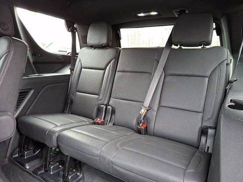 Certified 2023 Chevrolet Tahoe Z71 w/ Luxury Package image 9