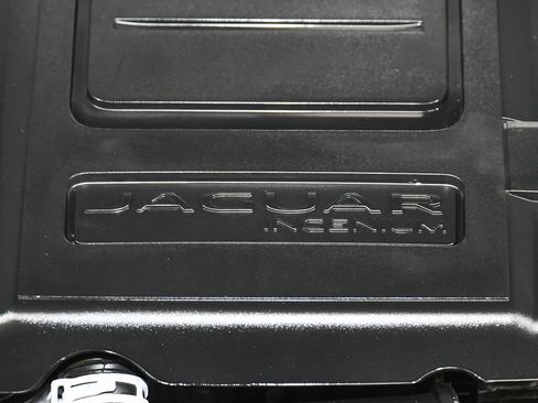 Used 2024 Jaguar F-PACE R-Dynamic S image 68