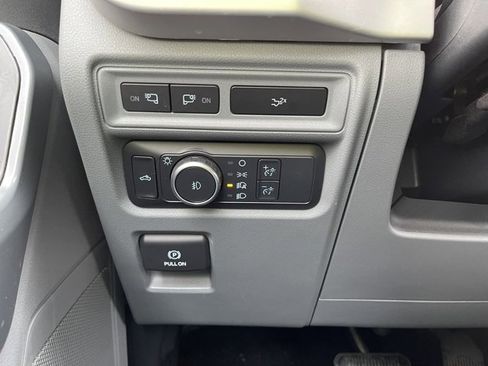 Used 2022 Ford F150 XLT w/ Equipment Group 302A High image 19