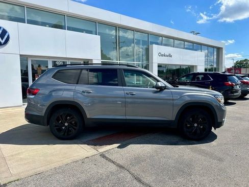 Used 2023 Volkswagen Atlas SE w/ Panoramic Sunroof Package AWD/4WD image 8
