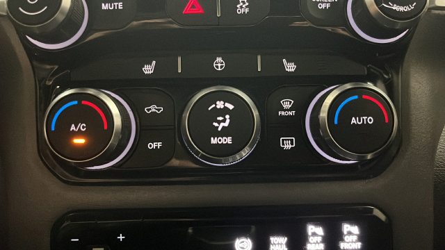 Used 2023 RAM 2500 Big Horn w/ Night Edition AWD/4WD image 17