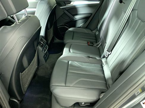 Certified 2025 Audi Q5 2.0T Premium Plus w/ Premium Plus Package image 25