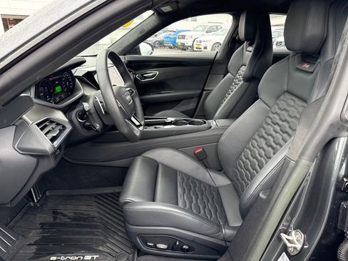 Used 2023 Audi RS e-tron GT w/ Carbon Performance Package image 17