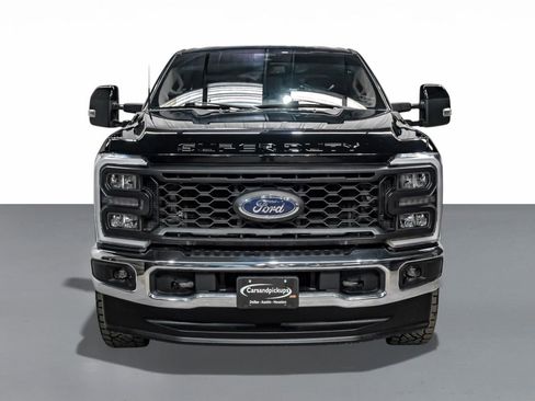 Used 2023 Ford F250 Lariat w/ Sport Appearance Package image 3