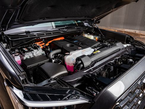 Used 2026 Toyota Sequoia Platinum image 41