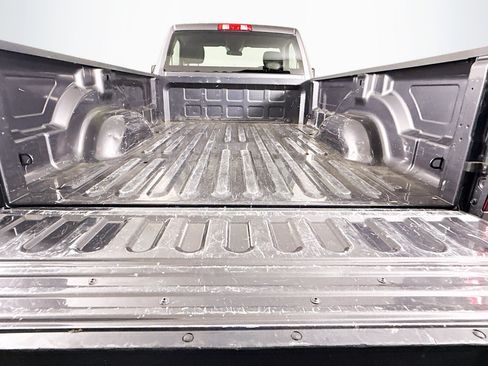 Used 2018 RAM 1500 Express RWD image 30