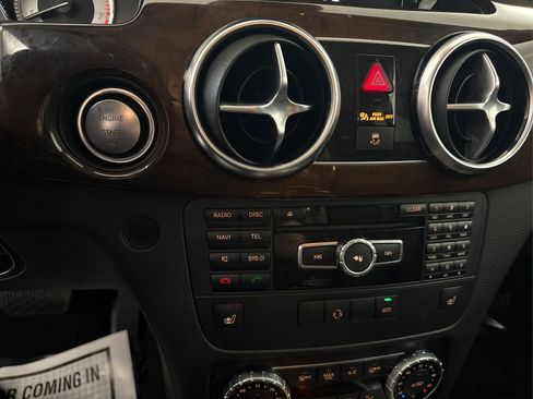 Used 2015 Mercedes-Benz GLK 350 2WD image 25