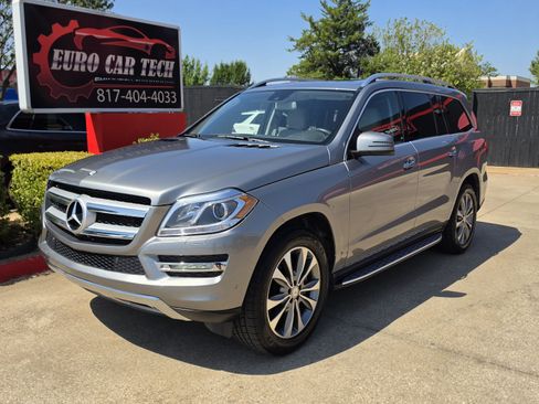 Used 2015 Mercedes-Benz GL 320 BlueTEC 4MATIC w/ Premium I Package image 1