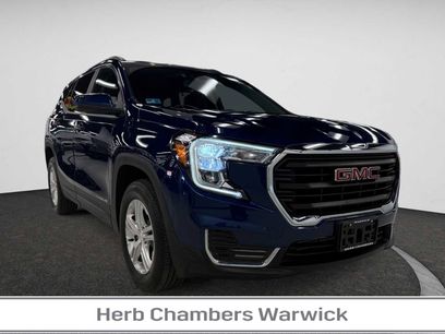 Used 2022 GMC Terrain SLE w/ Driver Convenience Package