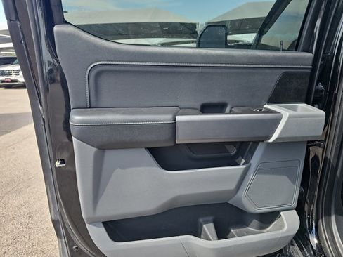 Used 2021 Ford F150 XLT w/ Equipment Group 302A High image 11