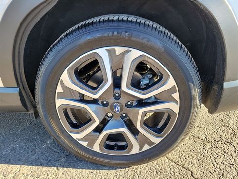 Used 2025 Subaru Ascent Limited image 11