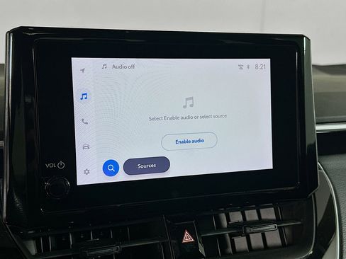 Used 2023 Toyota Corolla LE image 21