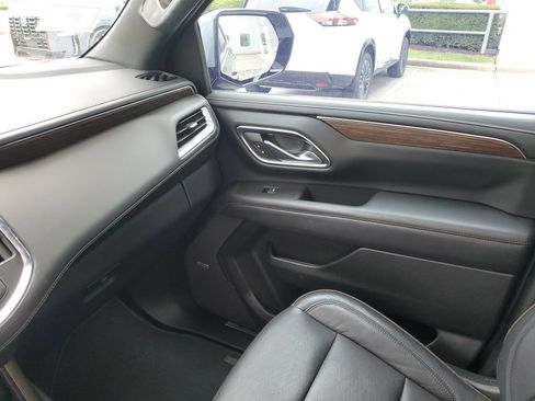 Used 2023 Chevrolet Tahoe High Country AWD/4WD image 36