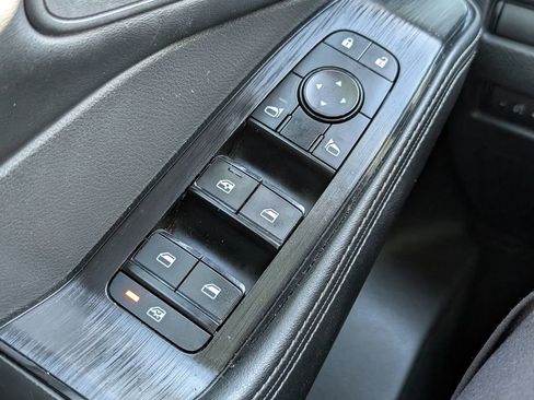 Used 2023 Nissan Rogue SV w/ SV Premium Package image 25