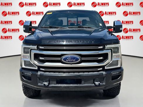 Used 2020 Ford F250 Platinum w/ FX4 Off-Road Package AWD/4WD image 2