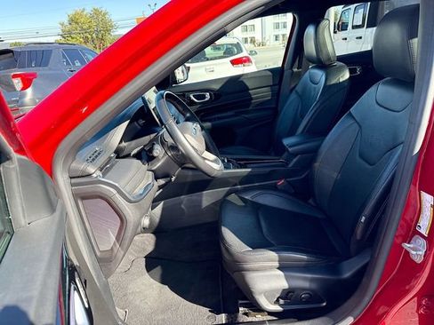 Used 2022 Jeep Compass Limited w/ (RED) Package image 25