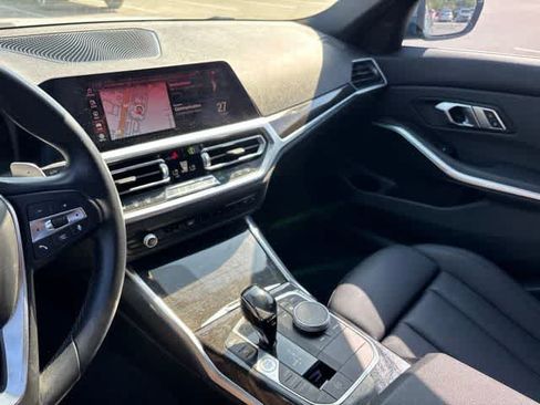 Used 2021 BMW 330i Sedan w/ Convenience Package RWD image 20