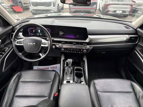 Used 2025 Kia Telluride S image 15