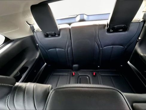 Used 2023 INFINITI QX60 Luxe image 18