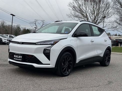 New 2027 Chevrolet Bolt RS FWD image 22
