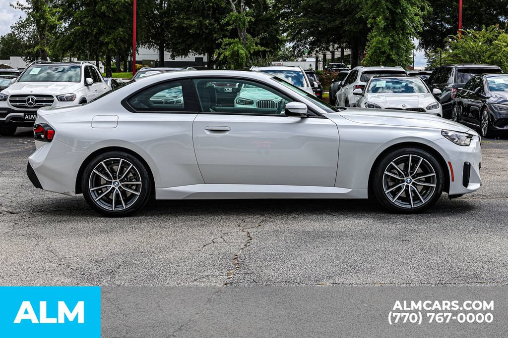 Used 2026 BMW 230i Coupe w/ Premium Package RWD image 9