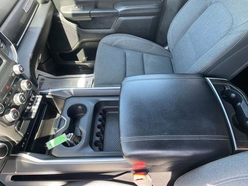 Used 2019 RAM 1500 Big Horn AWD/4WD image 16