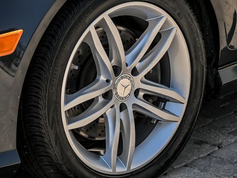 Used 2013 Mercedes-Benz C 300 4MATIC Sedan image 8