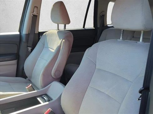 Used 2016 Honda Pilot LX image 10