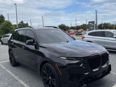 Used 2024 BMW X7 xDrive40i w/ Executive Package AWD/4WD image 12
