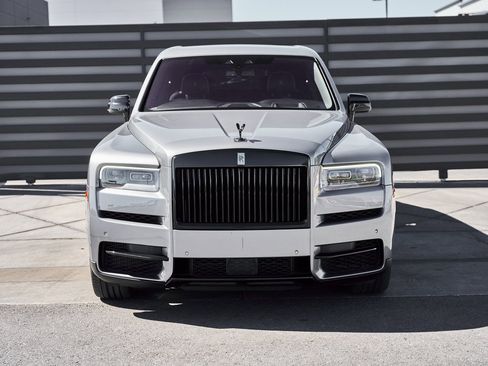 Used 2023 Rolls-Royce Cullinan image 16