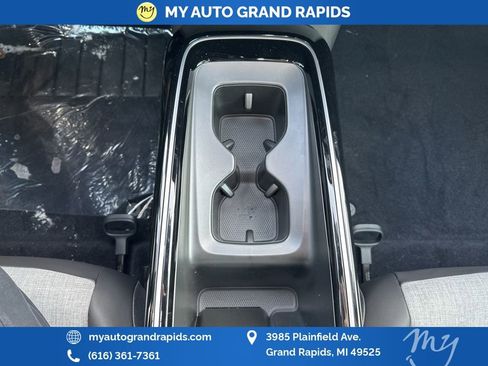 Used 2025 Volkswagen ID.4 Pro image 25