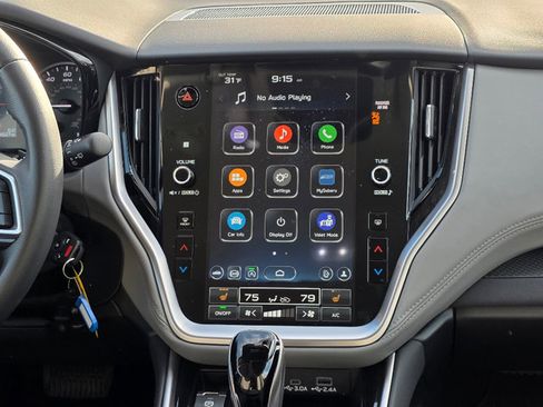 Used 2025 Subaru Outback Premium w/ Popular Package #1A image 3