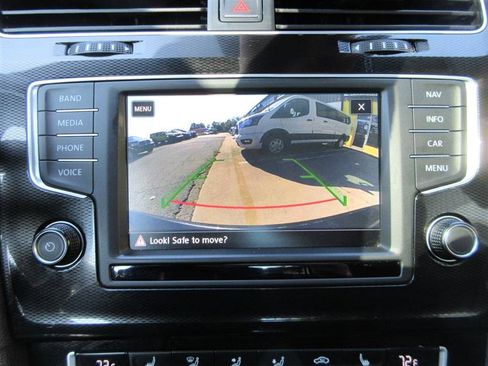 Used 2017 Volkswagen GTI Autobahn image 20