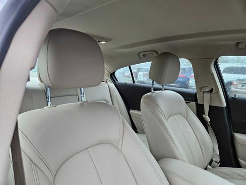 Used 2014 Buick LaCrosse Leather w/ Driver Confidence Package image 13