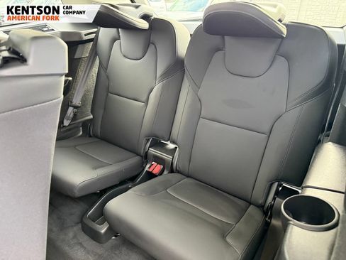 Used 2025 Volvo XC90 B6 Plus AWD/4WD image 31