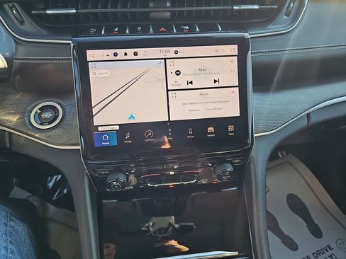 Used 2021 Jeep Grand Cherokee L Limited image 25