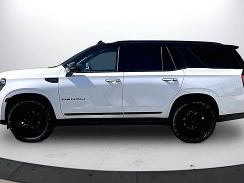 Used 2023 GMC Yukon Denali Ultimate image 6