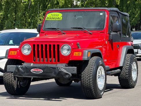 Used 2006 Jeep Wrangler X AWD/4WD image 8