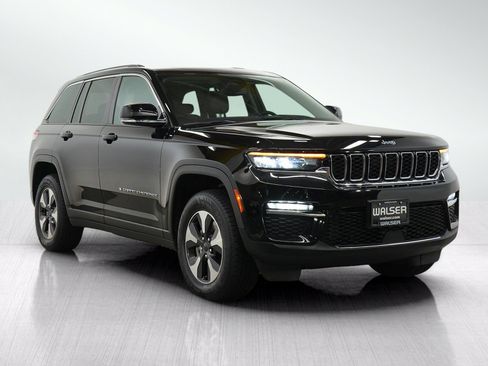 Used 2024 Jeep Grand Cherokee Limited 4xe AWD/4WD image 7