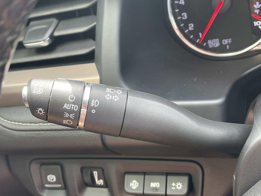 Used 2023 GMC Acadia Denali FWD image 24