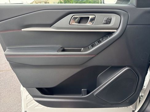 New 2026 Ford Explorer ST AWD/4WD image 13