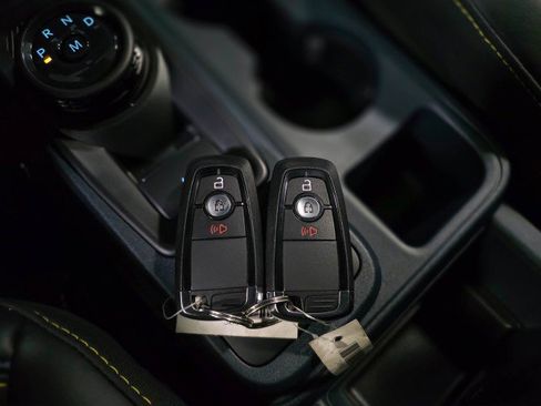 Used 2025 Ford Maverick Lobo image 43