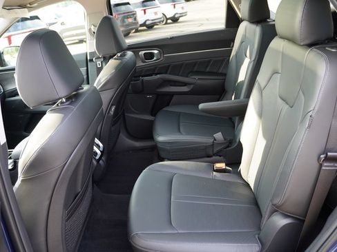 Certified 2026 Kia Sorento SX AWD/4WD image 17