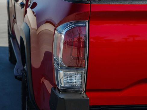 Used 2023 Toyota Tacoma TRD Off-Road w/ Advanced Technology Package image 8