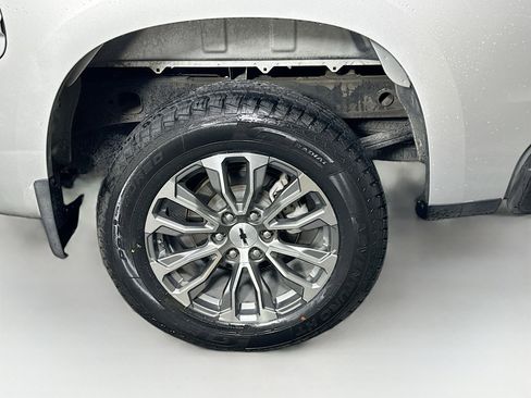 Used 2020 Chevrolet Silverado 1500 RST w/ Texas Edition image 11